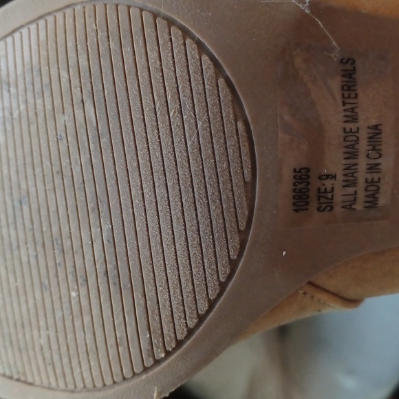 Charlotte Russe tan suede boots - Picture 5 of 6